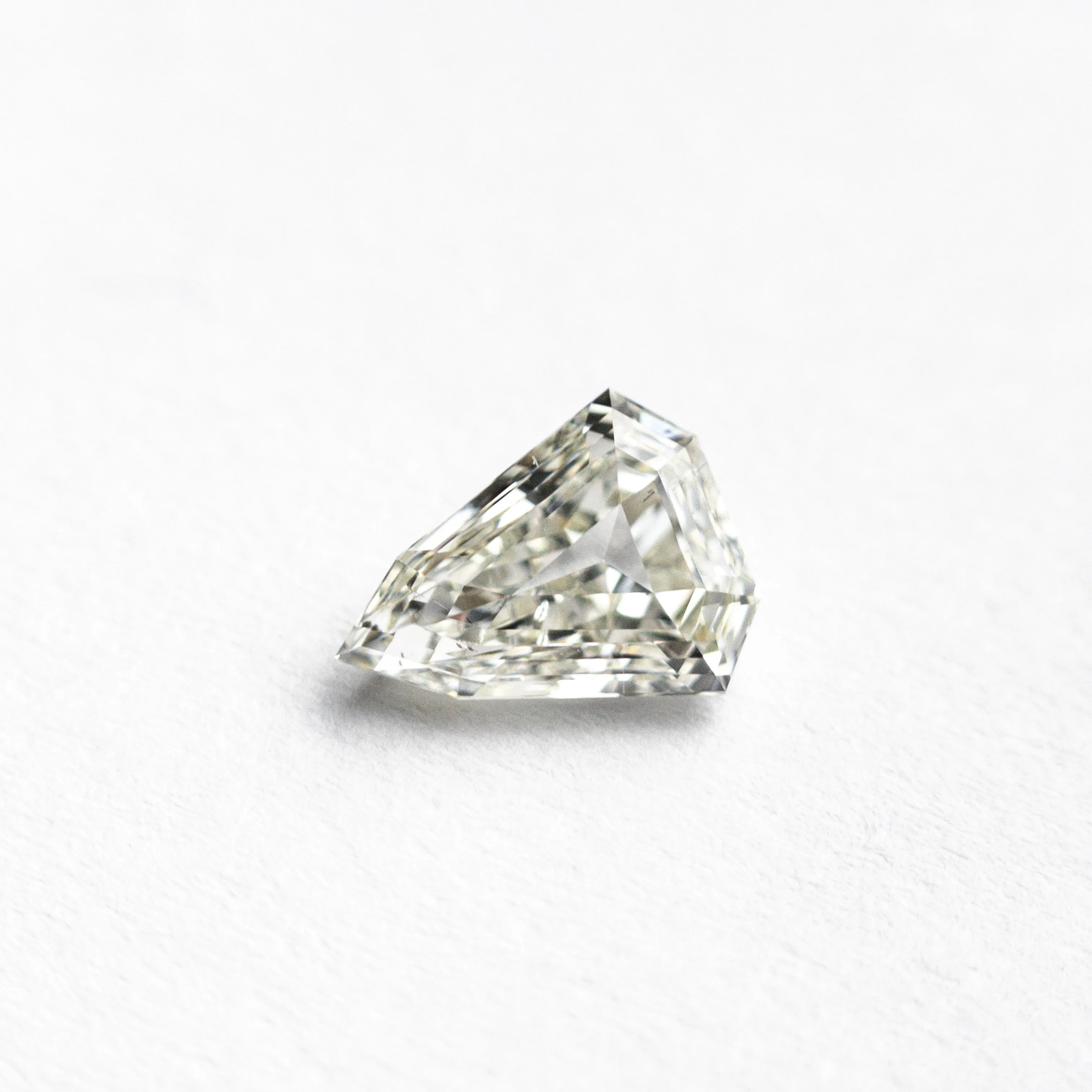 0.51ct 6.42x5.01x2.39mm SI2 K Shield Step Cut  21327-01