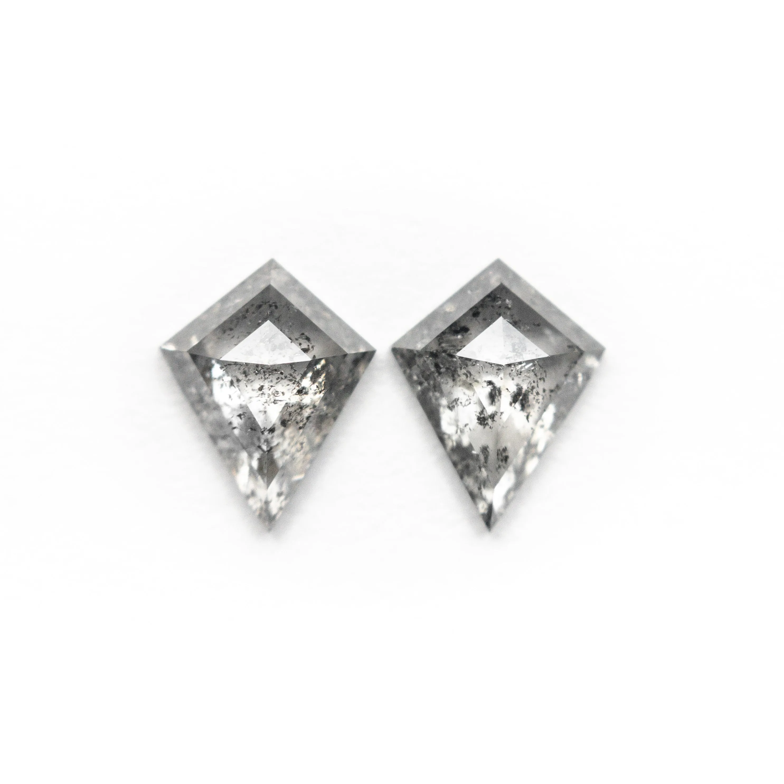 0.76cttw 2pc 6.63x5.23x2.10mm 6.66x5.19x1.88mm Kite Matching Pair Rosecut 19758-05