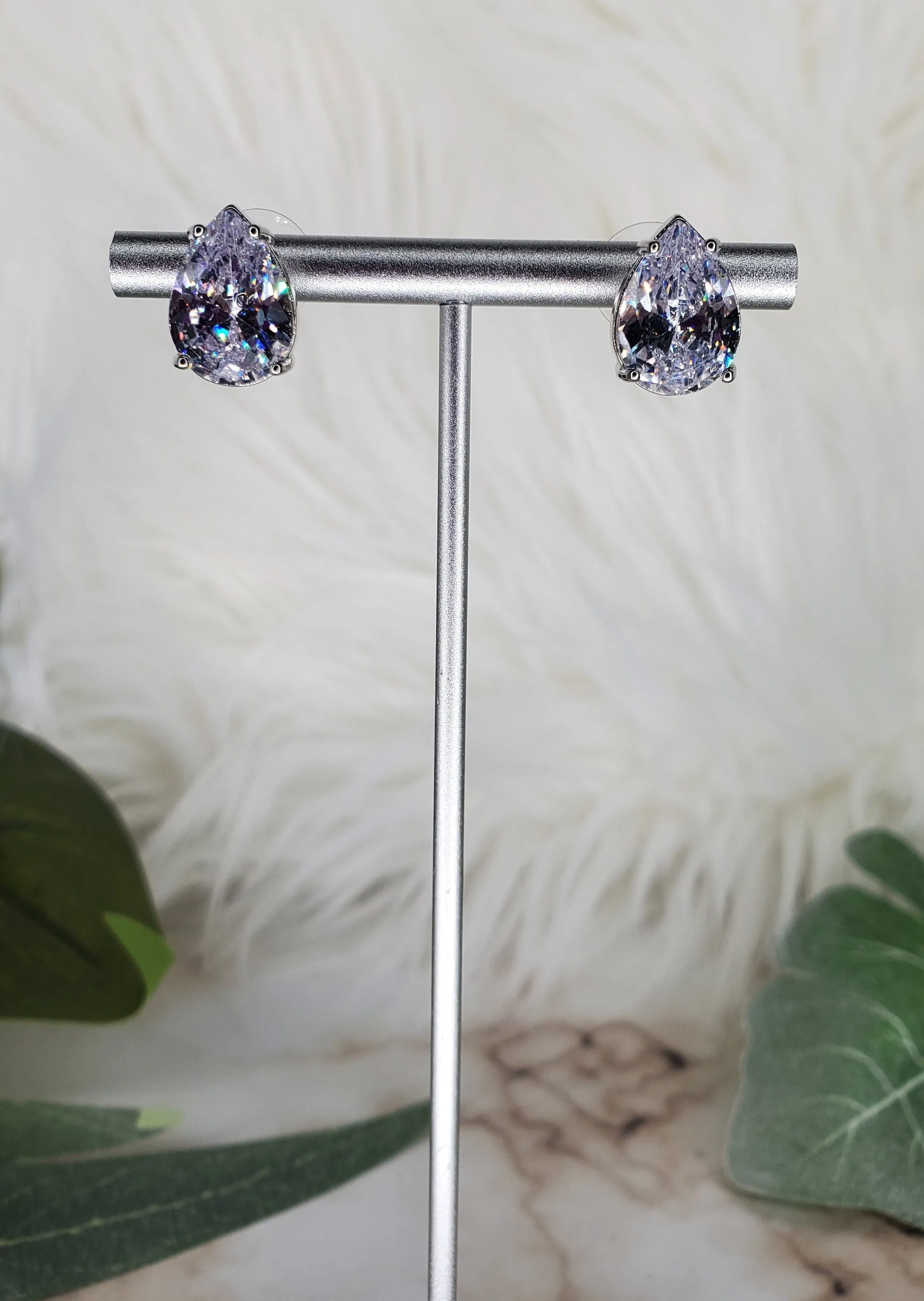 Clear Bling Rhinestone Teardrop  Stud post Earring