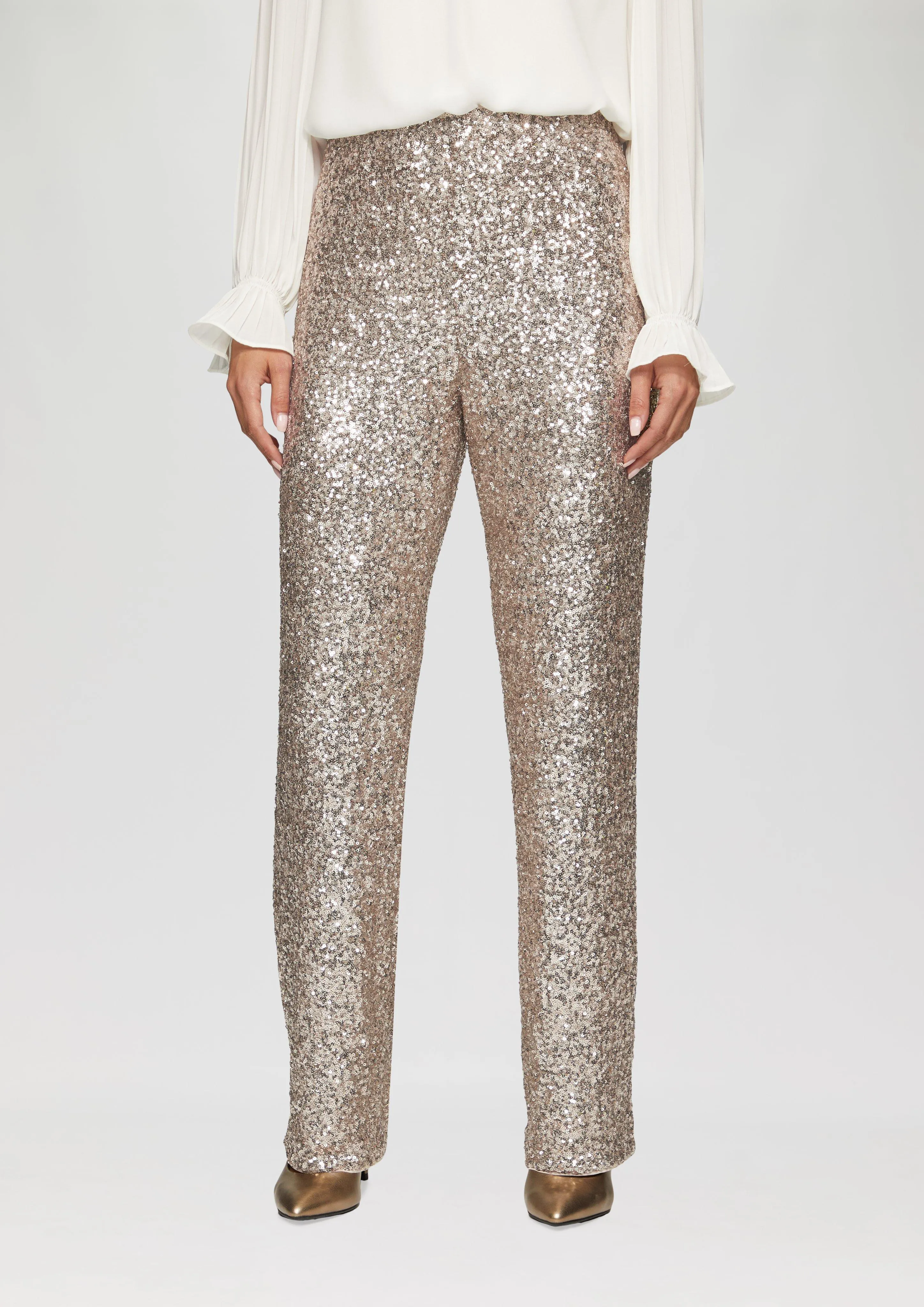 High-waisted trousers with a flared leg and sequins