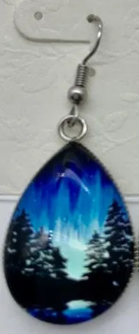 Northern lights with evergreen trees wire earrings