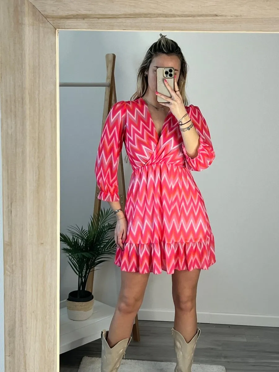Vestitino fucsia a maniche lunghe con fantasia zigzag chevron